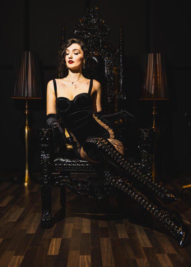 Domina Miss Sayuri in Wien